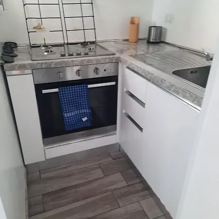Al Mare Apartment